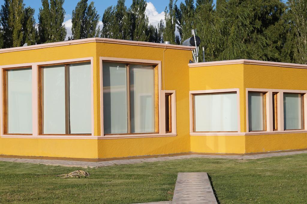 Complejo Rio Los Patos - Apartamentos Barreal Bagian luar foto